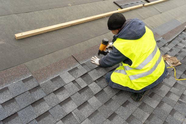Best Metal Roofing Contractor  in Centerville, IA